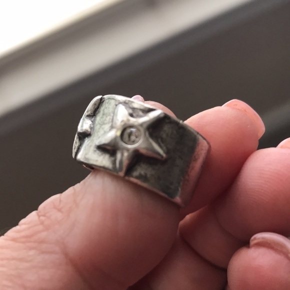 Avant garde ring with stars silver pewter size 7 1/2 - Picture 4 of 6